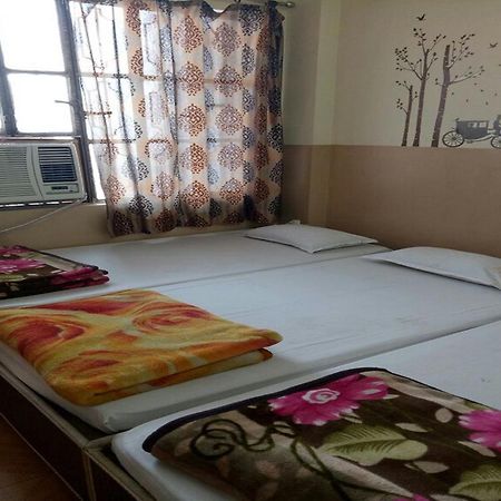 Swastik Guest House Varanasi Exterior photo